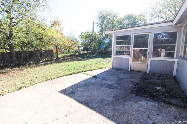 10906 Lands Run, San Antonio, TX 78230