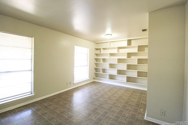 10906 Lands Run, San Antonio, TX 78230