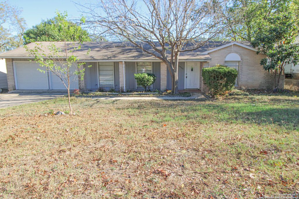 10906 Lands Run, San Antonio, TX 78230