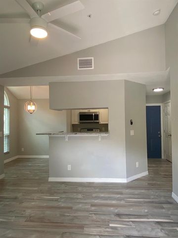 8642 MALLARD RESERVE DRIVE 201, Tampa, FL 33614