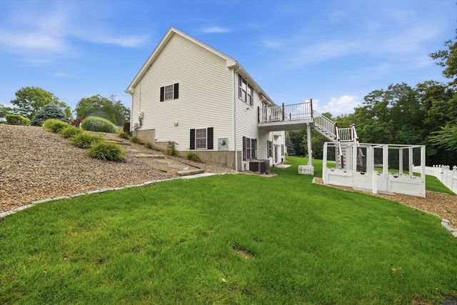 5 Patriot Way, Lowell, MA 01854