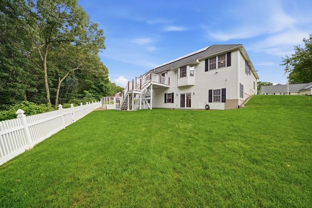 5 Patriot Way, Lowell, MA 01854