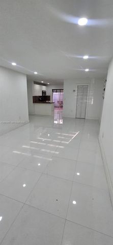 2461 W 76th St 103, Hialeah, FL 33016