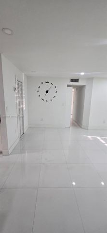 2461 W 76th St 103, Hialeah, FL 33016