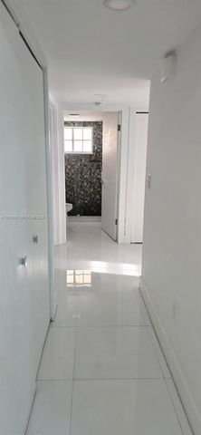 2461 W 76th St 103, Hialeah, FL 33016