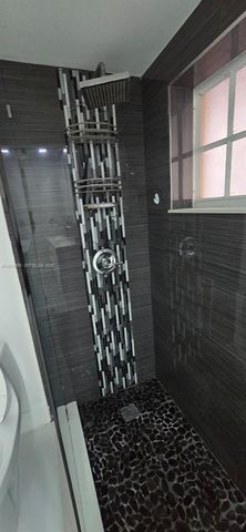 2461 W 76th St 103, Hialeah, FL 33016