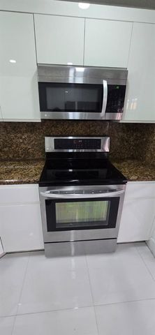 2461 W 76th St 103, Hialeah, FL 33016