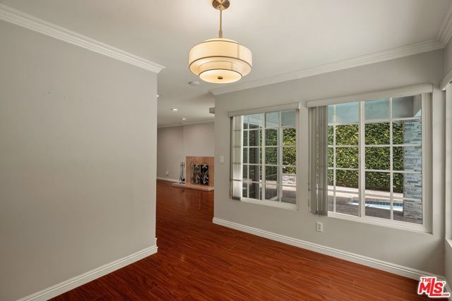3010 Stoner Avenue, Los Angeles, CA 90066