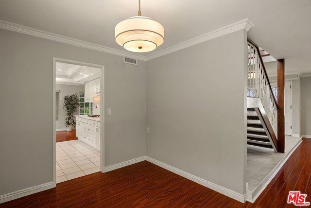 3010 Stoner Avenue, Los Angeles, CA 90066