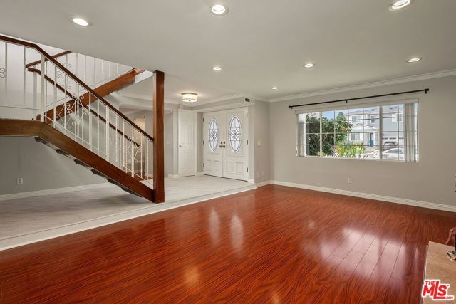 3010 Stoner Avenue, Los Angeles, CA 90066
