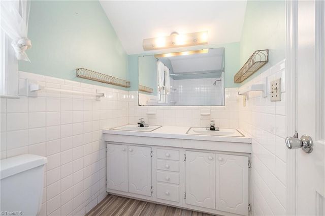 1210 Jefferson Road, Greensboro, NC 27410