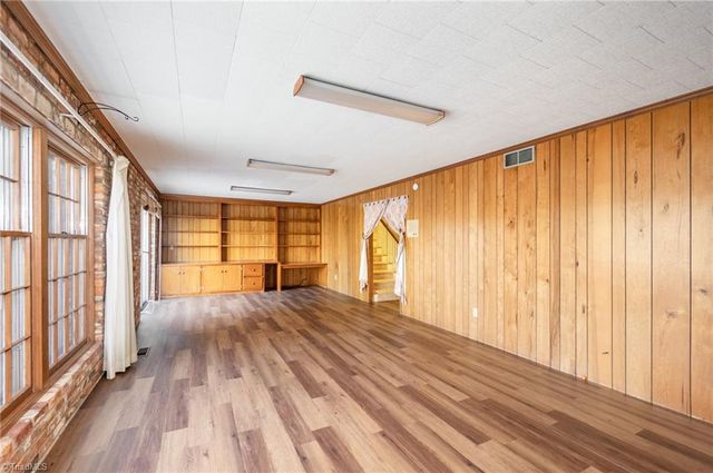 1210 Jefferson Road, Greensboro, NC 27410