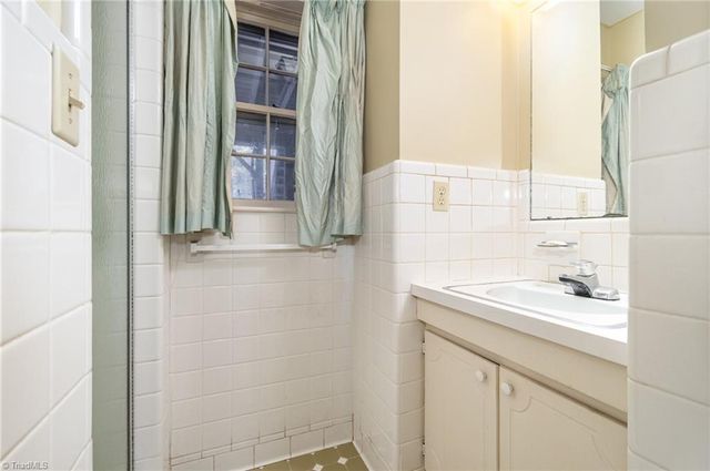 1210 Jefferson Road, Greensboro, NC 27410