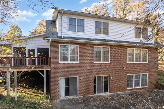 1210 Jefferson Road, Greensboro, NC 27410