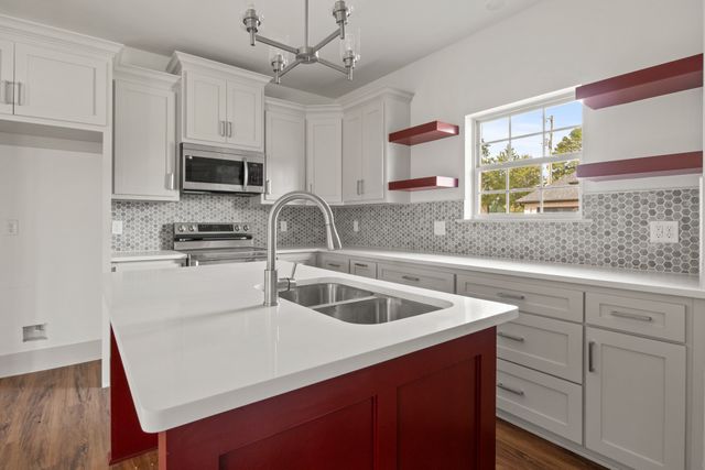 261 CR 4323, Pittsburg, TX 75686