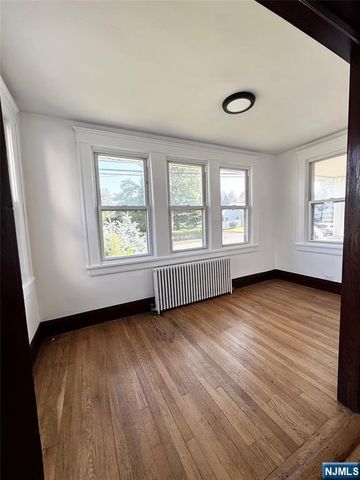 44 Hickory Avenue, Bergenfield, NJ 07621