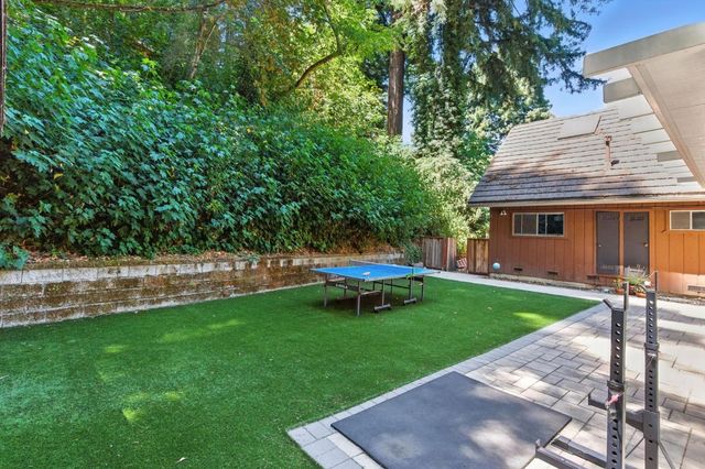 17666 Navajo Trail, Los Gatos, CA 95033