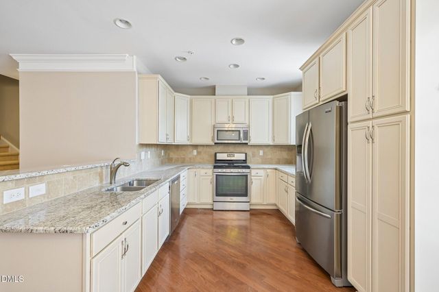 10510 Sablewood Drive 112, Raleigh, NC 27617