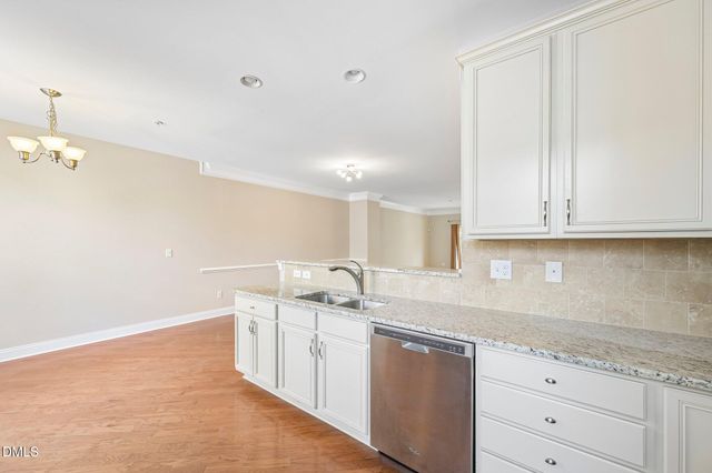 10510 Sablewood Drive 112, Raleigh, NC 27617