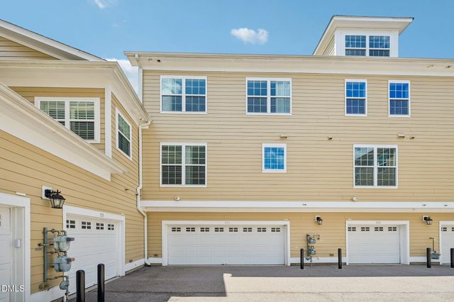 10510 Sablewood Drive 112, Raleigh, NC 27617