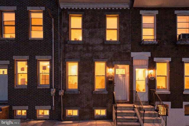 2027 WILDER ST, Philadelphia, PA 19146