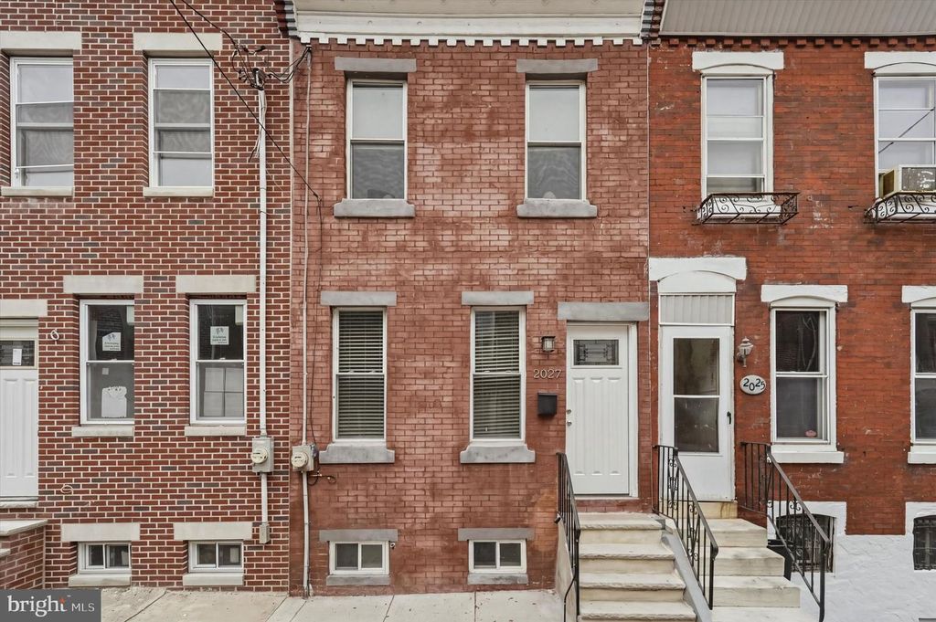 2027 WILDER ST, Philadelphia, PA 19146