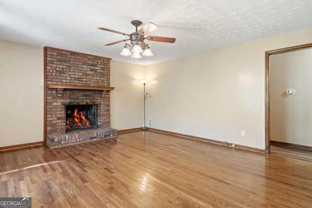 147 Lone Bear Drive, Waleska, GA 30183