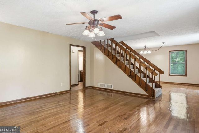 147 Lone Bear Drive, Waleska, GA 30183