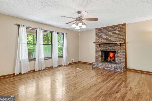 147 Lone Bear Drive, Waleska, GA 30183