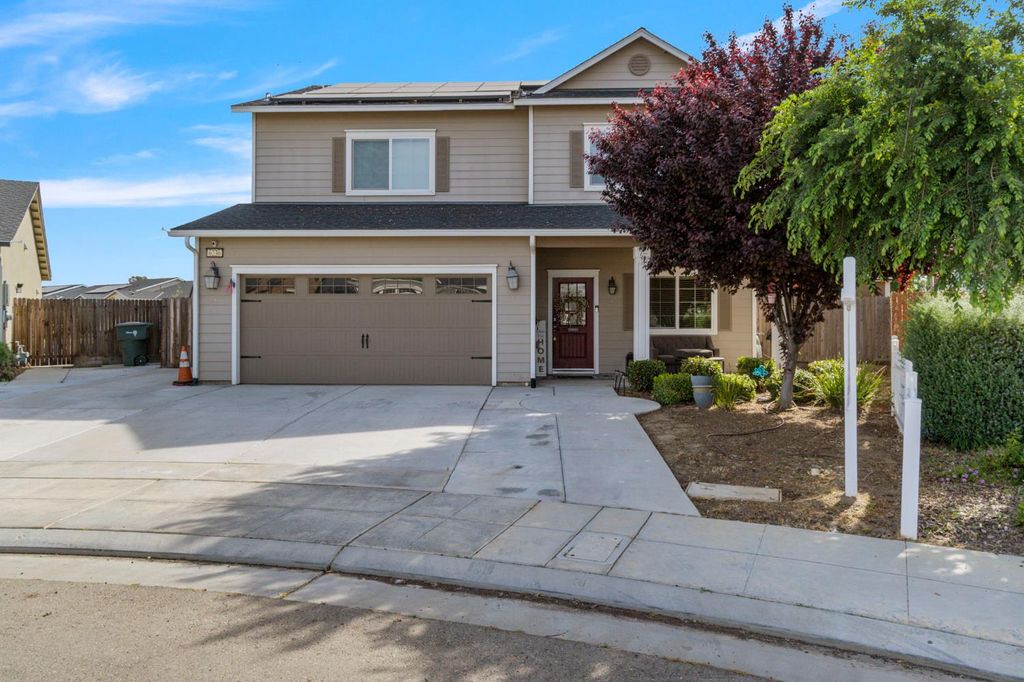6236 E Garland Avenue, Fresno, CA 93727