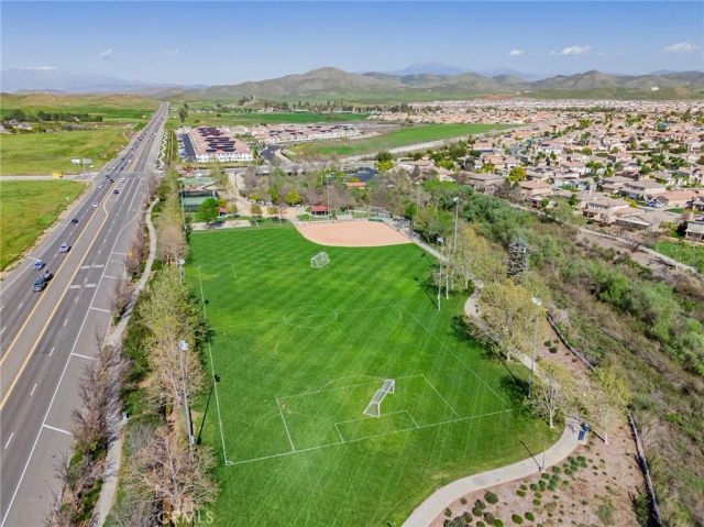 31831 Ridge Berry, Winchester, CA 92596