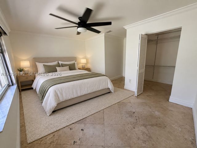 2375 W 74th St 105-6, Hialeah, FL 33016