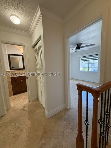 2375 W 74th St 105-6, Hialeah, FL 33016