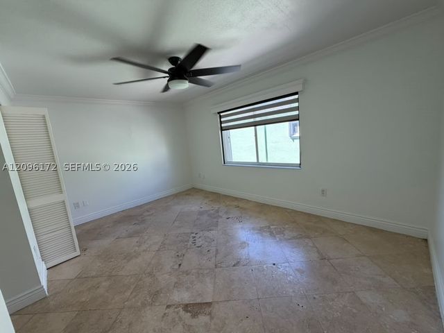 2375 W 74th St 105-6, Hialeah, FL 33016