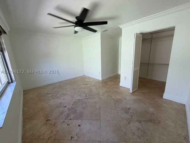 2375 W 74th St 105-6, Hialeah, FL 33016