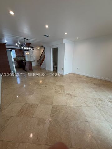 2375 W 74th St 105-6, Hialeah, FL 33016