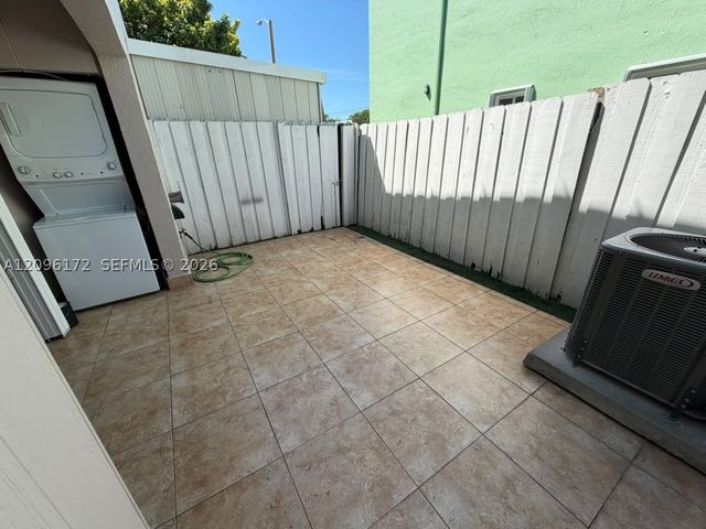 2375 W 74th St 105-6, Hialeah, FL 33016