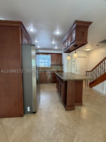 2375 W 74th St 105-6, Hialeah, FL 33016