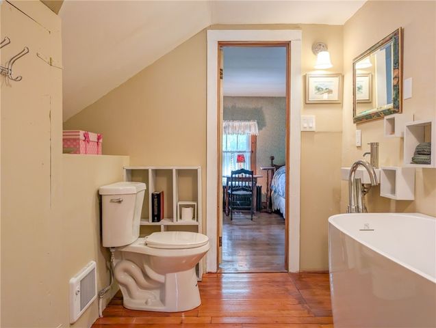 1031 Main Street, Middletown, NY 12455