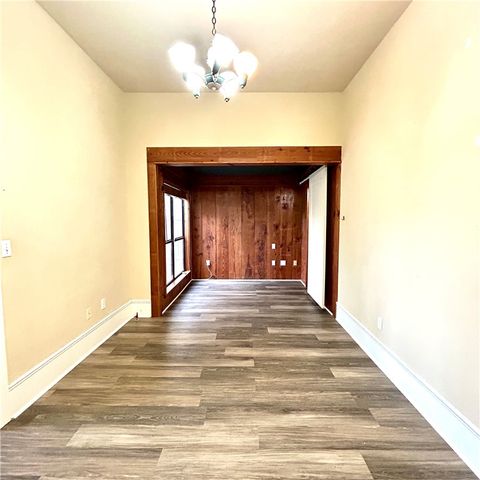 609 E Corpus Christi St, Beeville, TX 78102