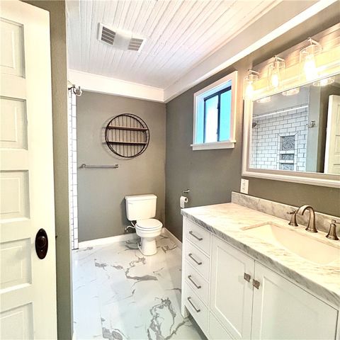 609 E Corpus Christi St, Beeville, TX 78102