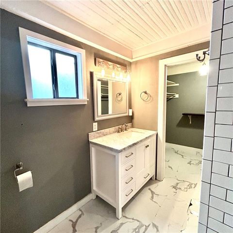 609 E Corpus Christi St, Beeville, TX 78102