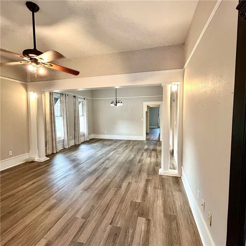 609 E Corpus Christi St, Beeville, TX 78102