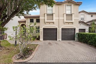 4863 NW 109th Path, Doral, FL 33178