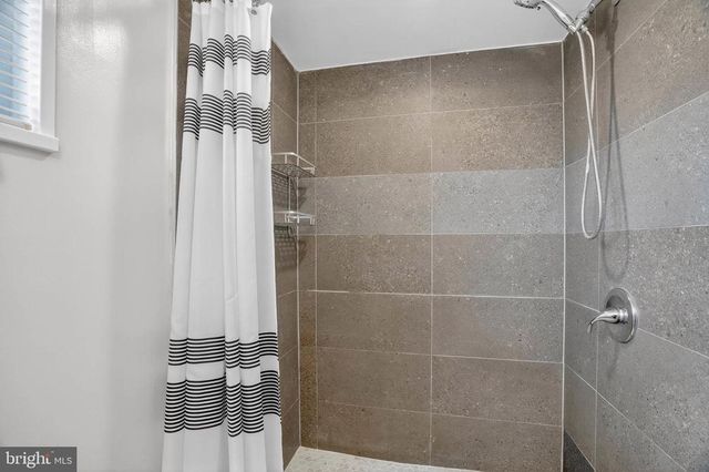 920 VANDERWOOD RD, Catonsville, MD 21228