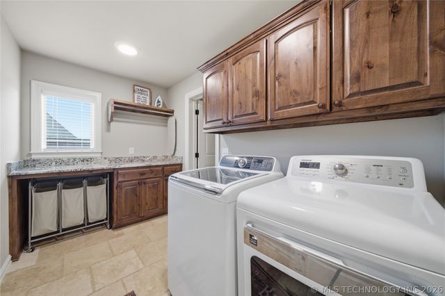14934 S Sequoia Street, Glenpool, OK 74033