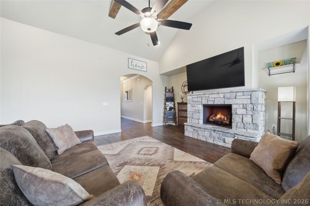 14934 S Sequoia Street, Glenpool, OK 74033
