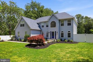 1734 E BUTLER PIKE, Ambler, PA 19002