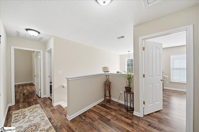 696 Timber Walk Drive, Simpsonville, SC 29681