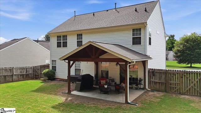 696 Timber Walk Drive, Simpsonville, SC 29681